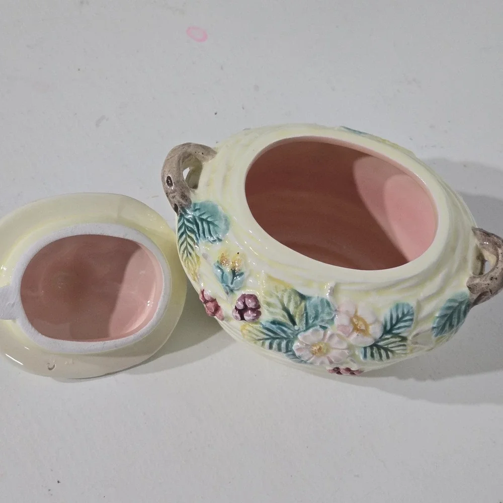 Vintage Blackberry Basketweave Creamer Sugar Bowl‎ Set 1988 Cottagecore Berry